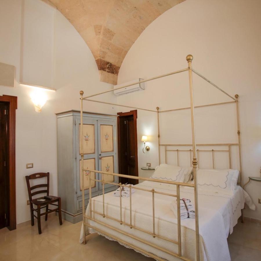 レッチェ Lo Scrigno Barocco Bed & Breakfast エクステリア 写真